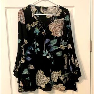 City Chic Cream Flutter Sleeve Floral Blouse